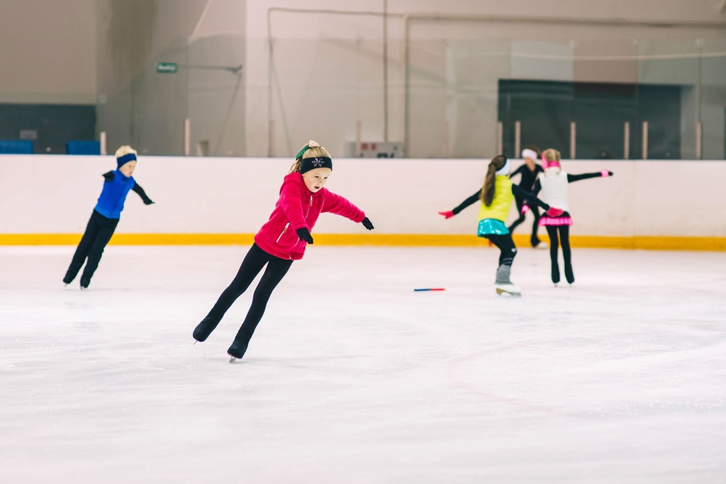 [EKS-HGJ-03-2026-002] Eiskunstlauf Schnuppertraining Hobbygruppe Jugend (TVU:Nein)